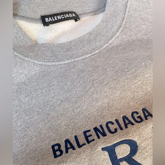 Balenciaga Gray Crewneck with Blue and Red Details - Picture 6 of 14